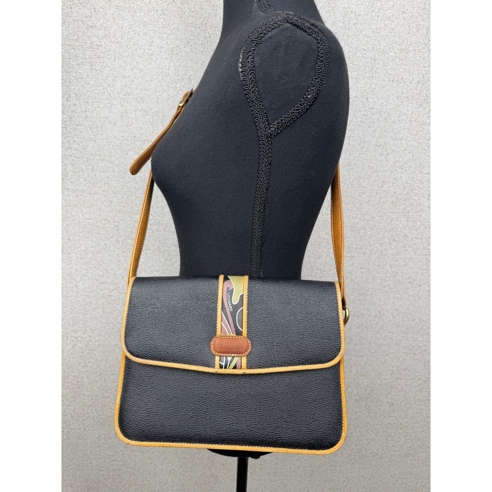 Rare Vintage 80s Leonard Paris Leather Shoulder Bag Black Tan Grained Leather